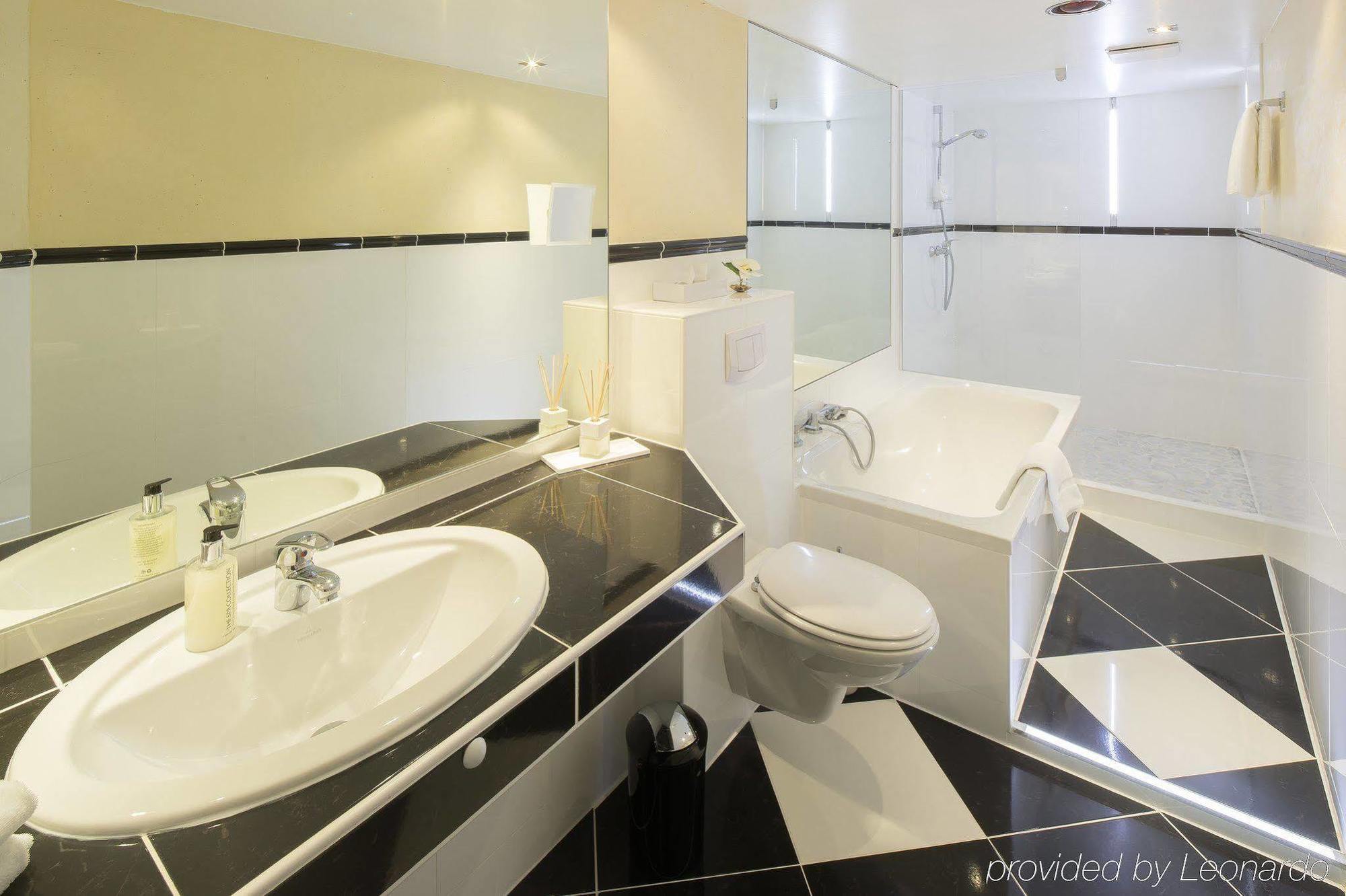 Trip Inn Hotel Astoria Гёттинген Экстерьер фото